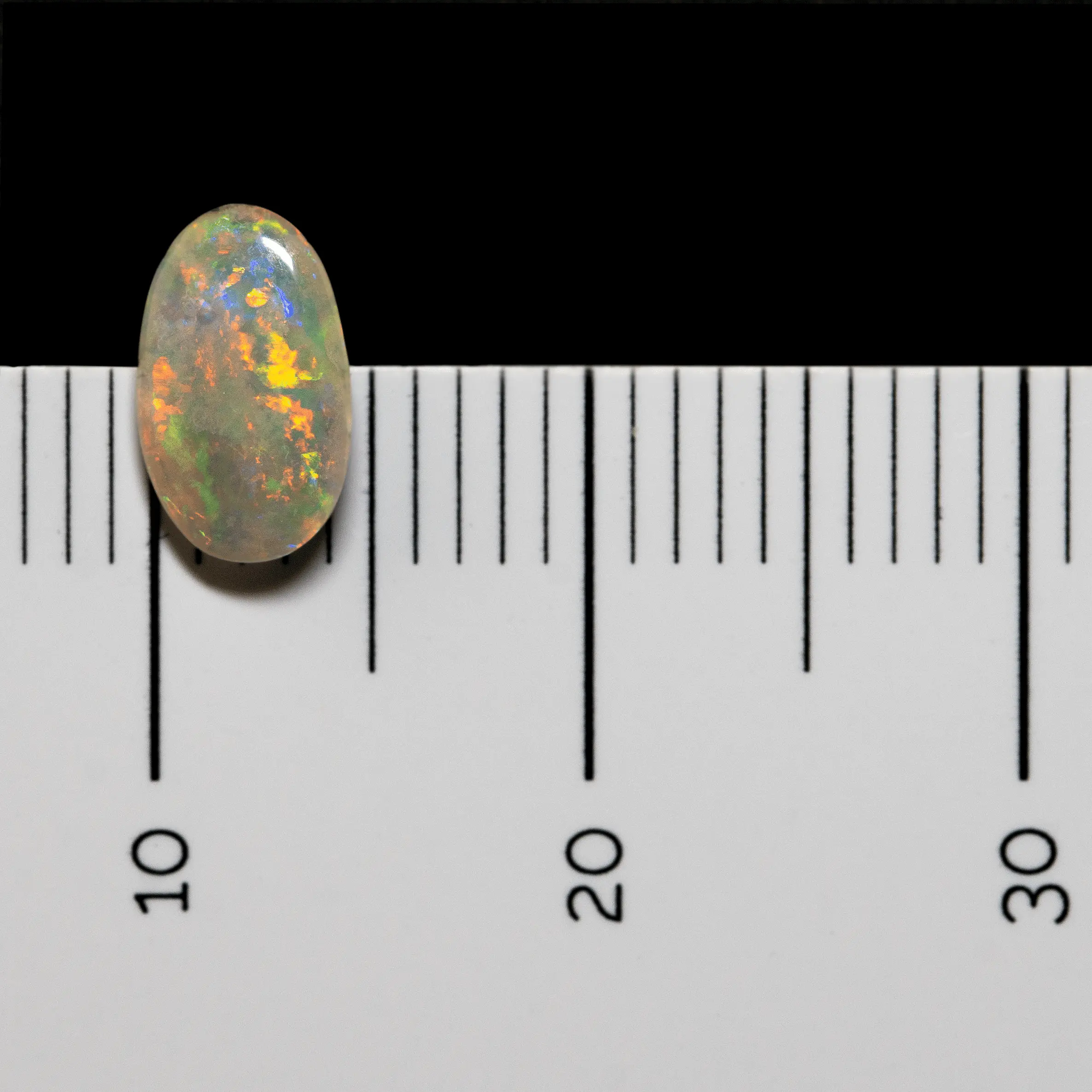 Opale blanche des mines de Coober Pedy (0,4 ct) – Image 6