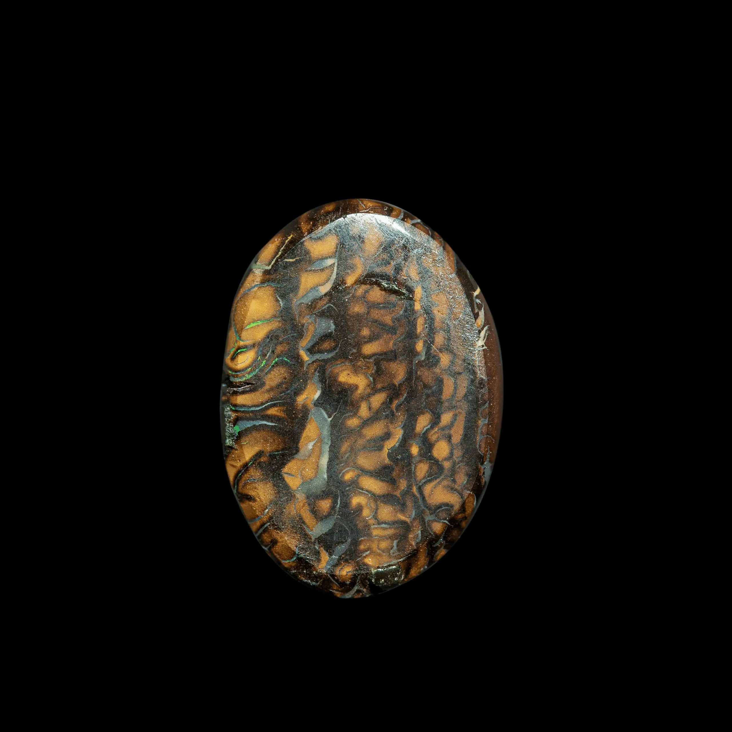 Cabochon d'opale koroit à dessins colorés très fins constellés de petites brillances rouges et vertes (13,7 cts) – Image 4