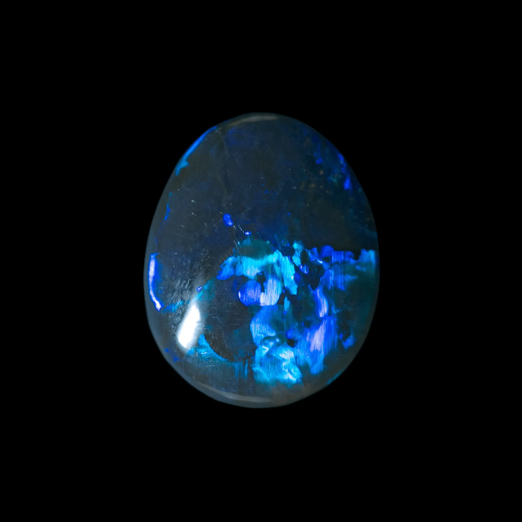 Eclatante opale noire bleue (1,7 ct) – Image 4