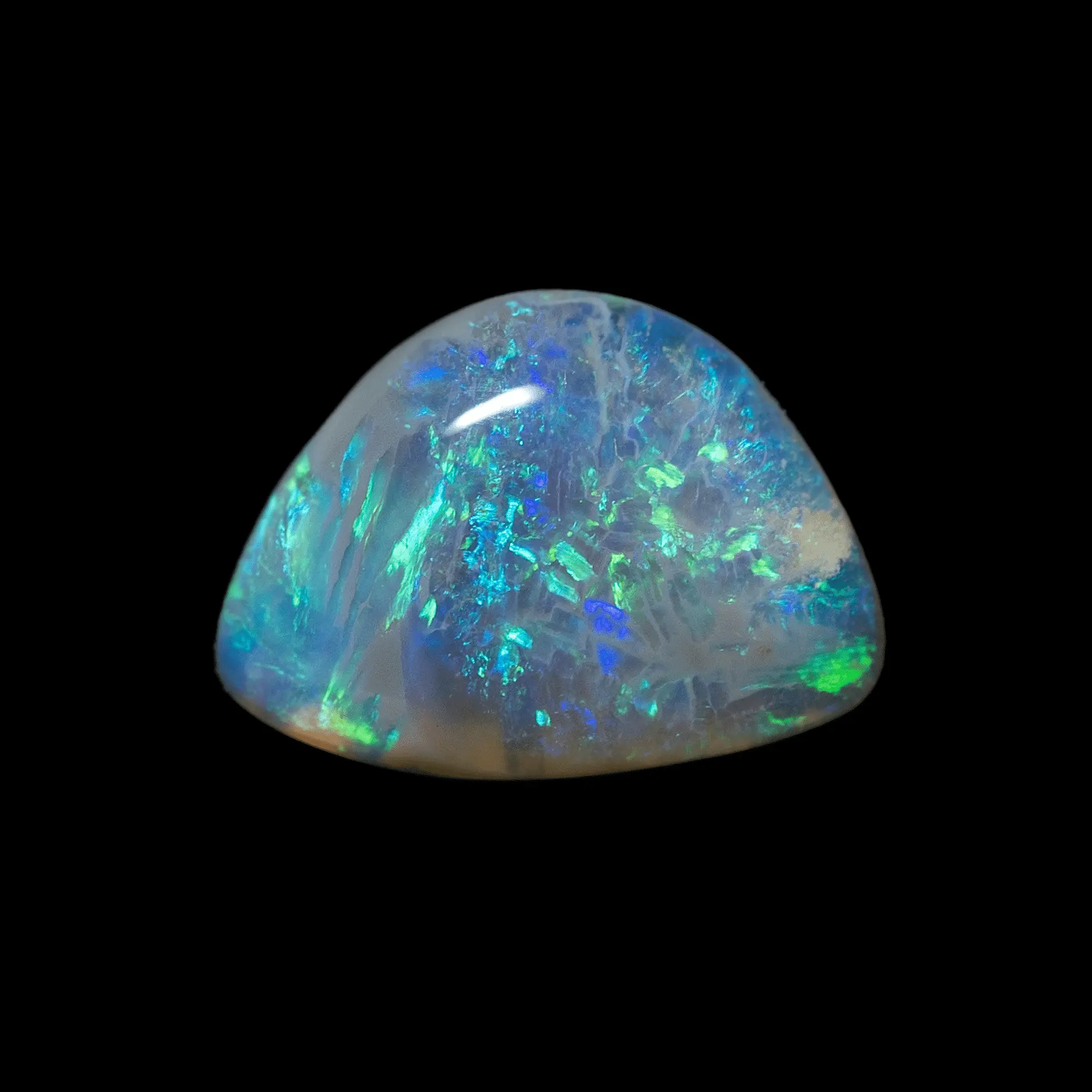 Australian natural opal Lightning Ridge free form crystal, blue and green