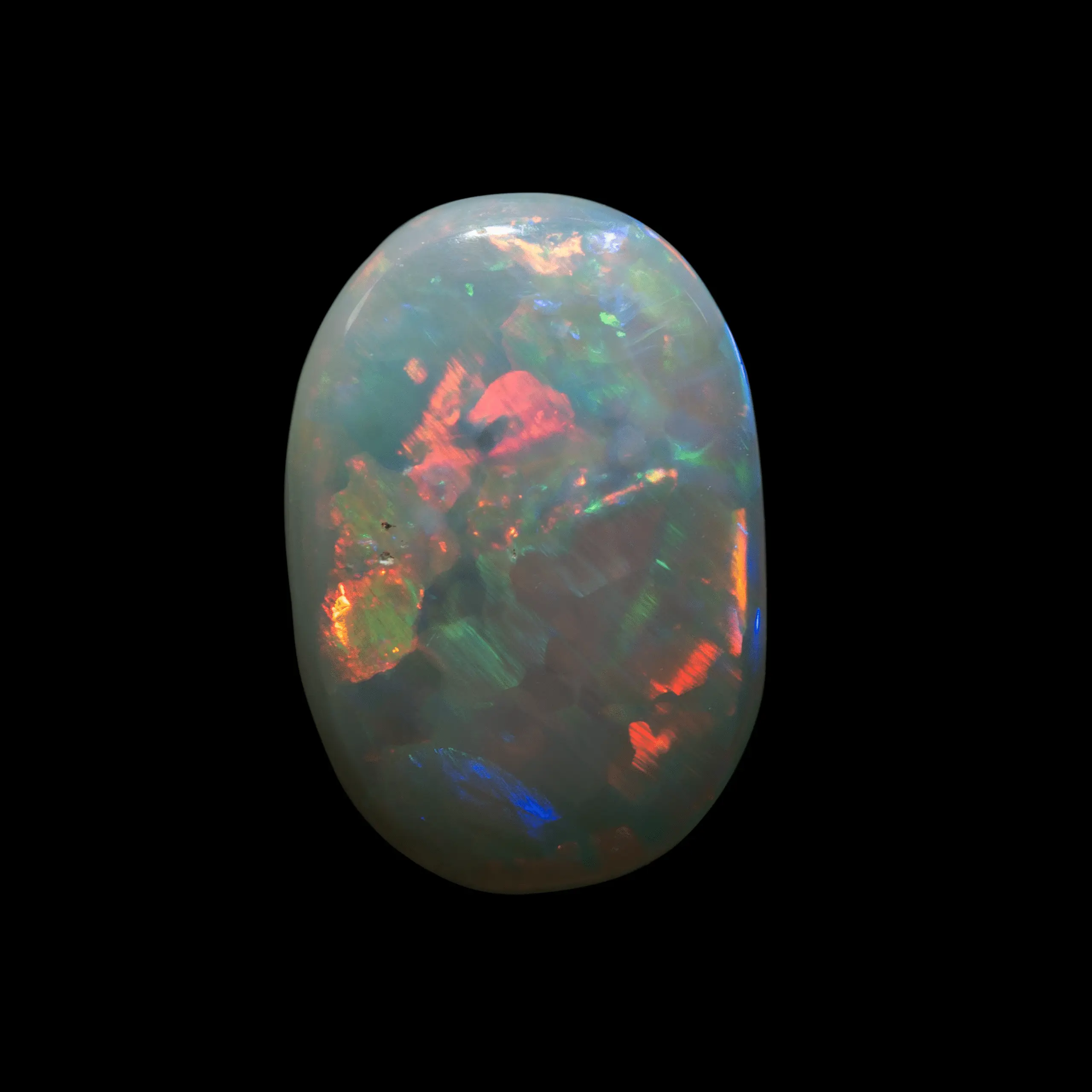 Ovale d'opale sombre rougeoyante (0,9 ct) – Image 4