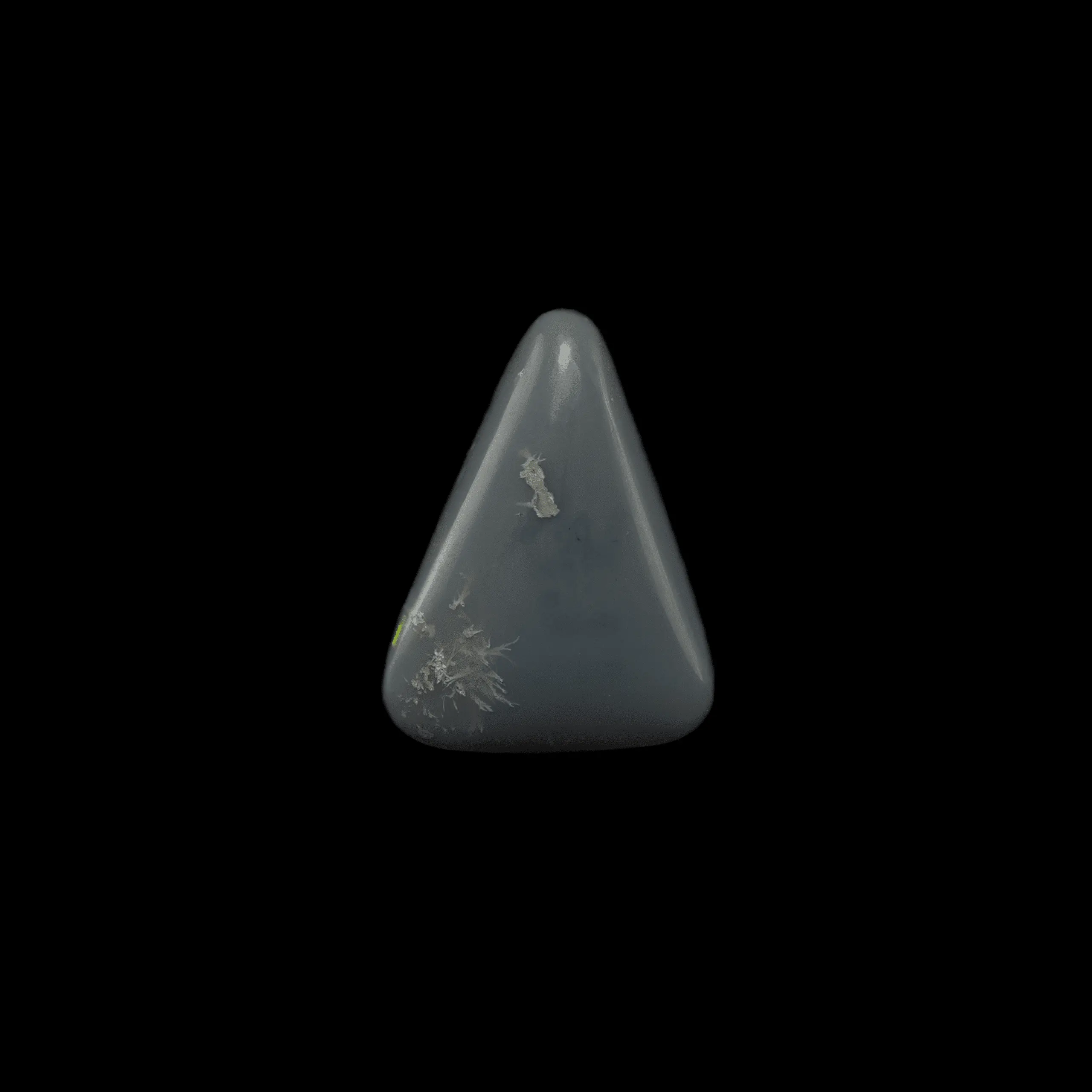 Triangle d'opale sombre à flash orange, jaune et vert (3 cts) – Image 5