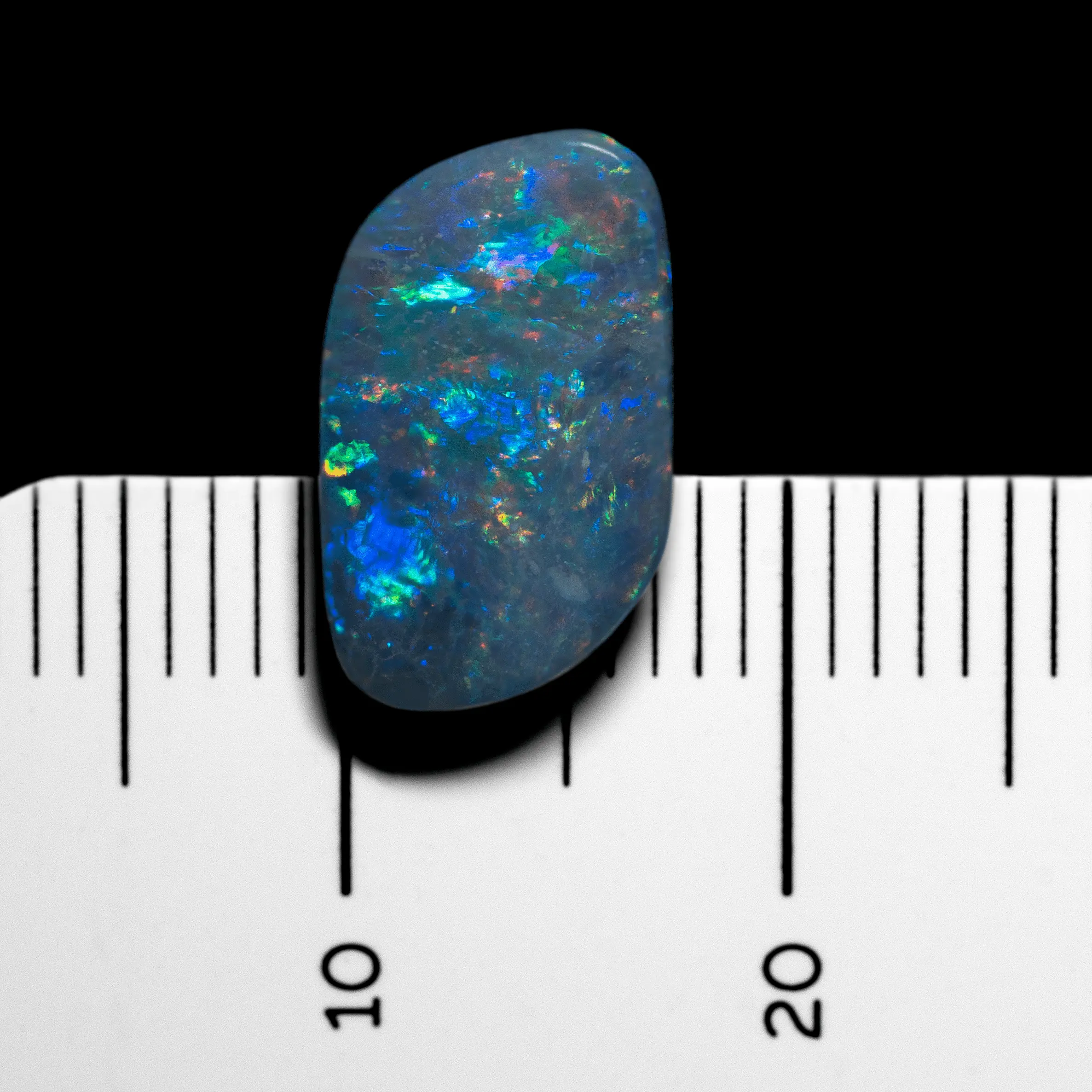 Magnifique losange d'opale sombre brillante et multicolore (2,1 cts) – Image 5