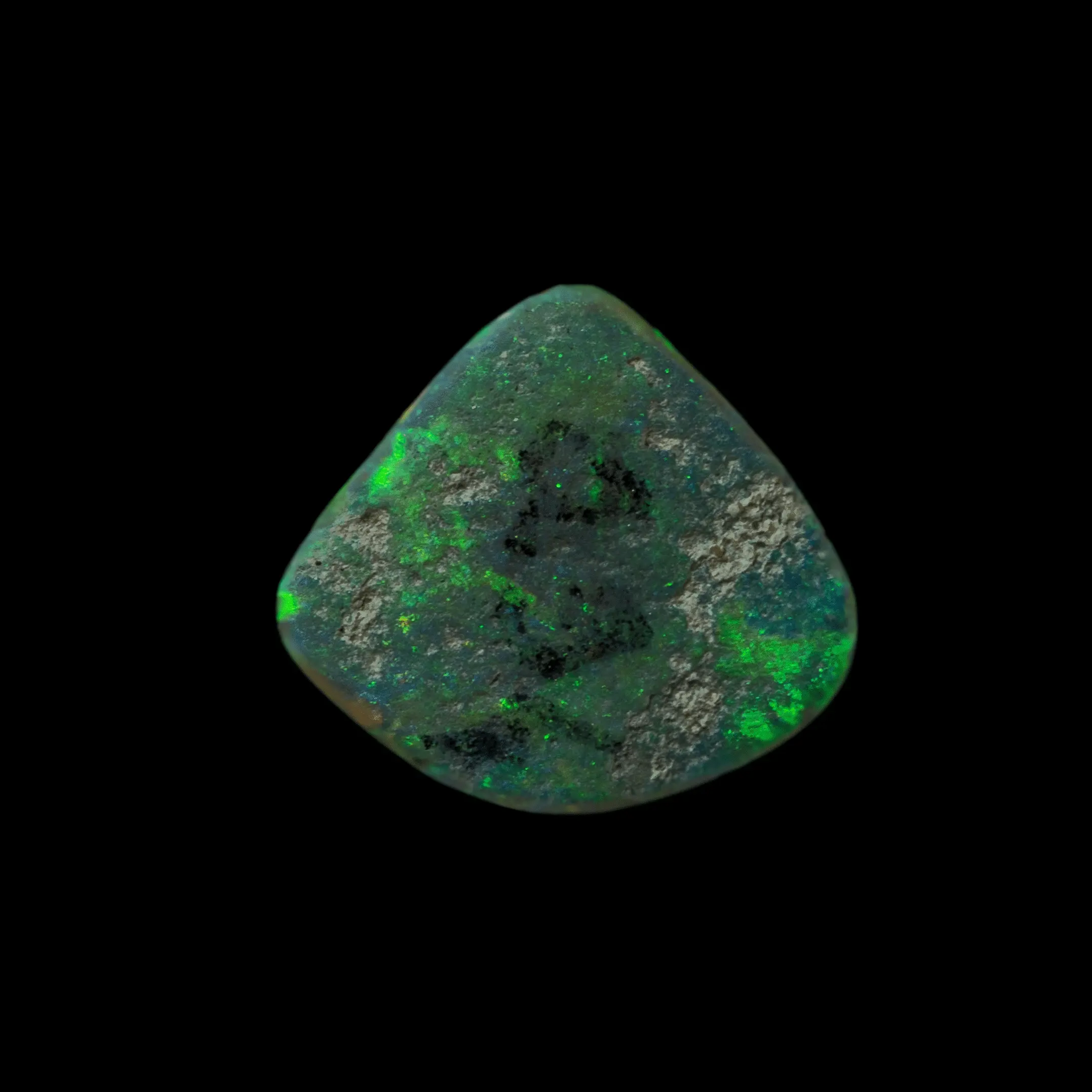 Triangle d'opale sombre cristal très brillant et richement coloré de vert, jaune, bleu et orange (0,9 ct) – Image 6