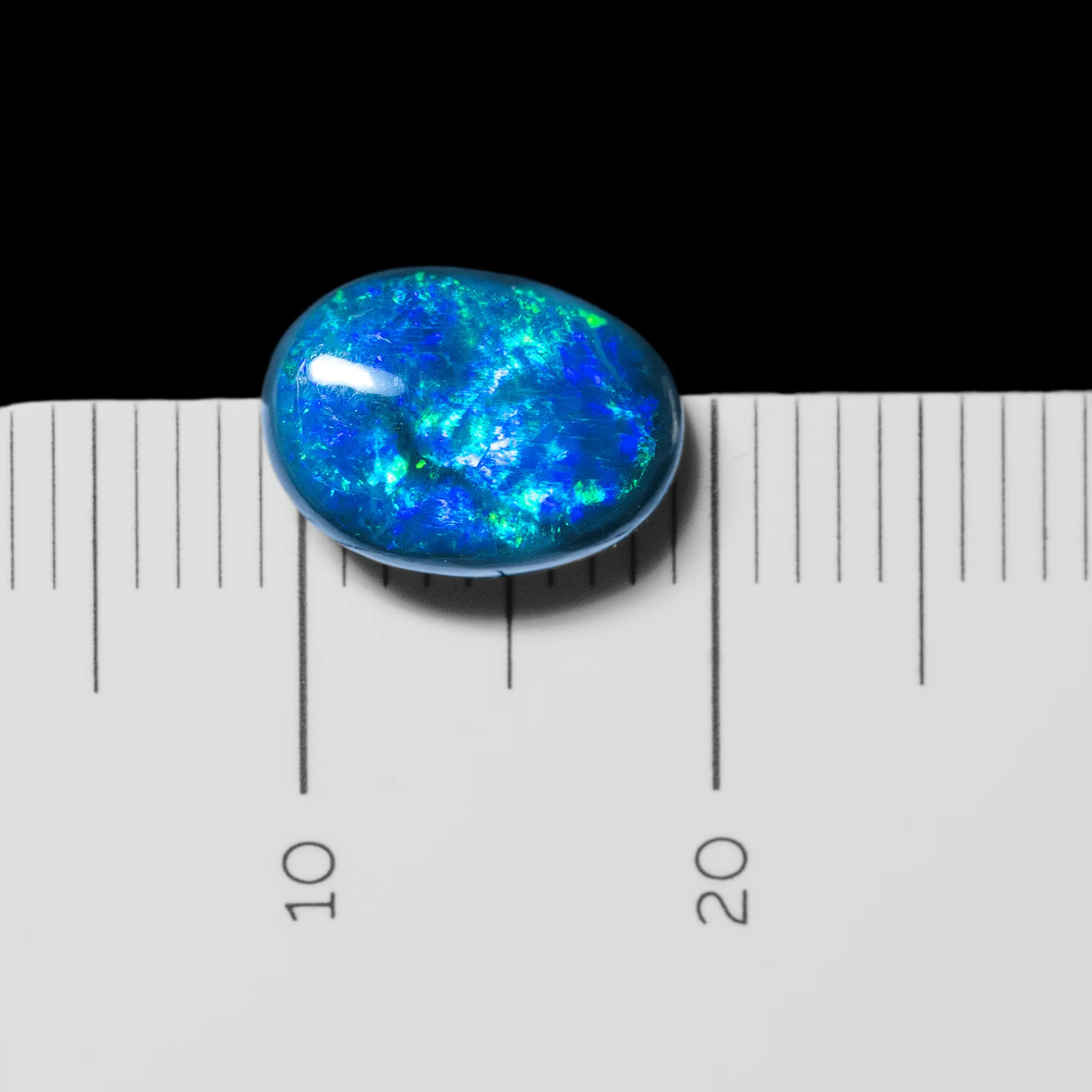 Cabochon d'opale noire bleue et verte (1,6 ct) – Image 5