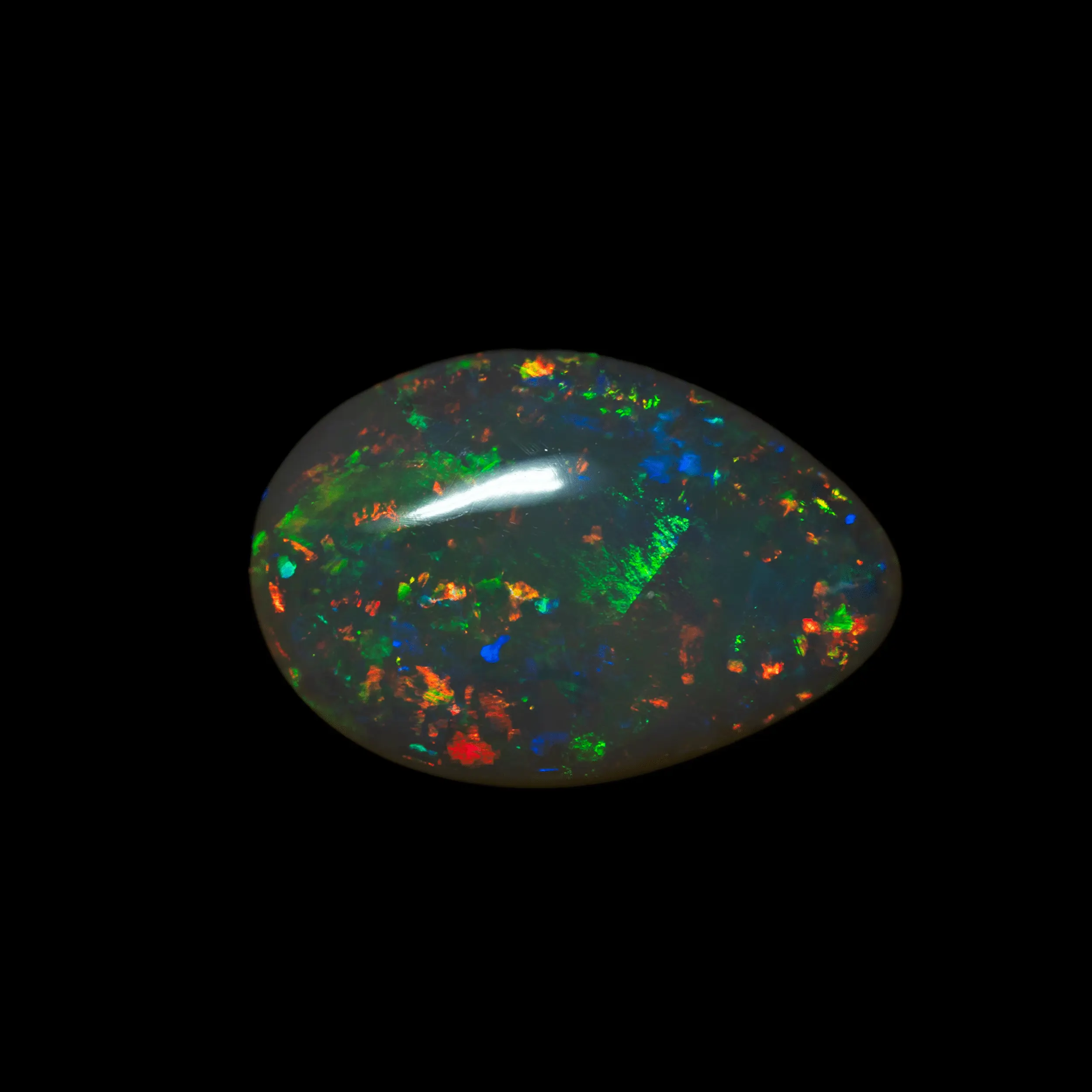 Cabochon of Brazilian opal, very bright green, orange, red and purple (7.5 cts) - Image 6