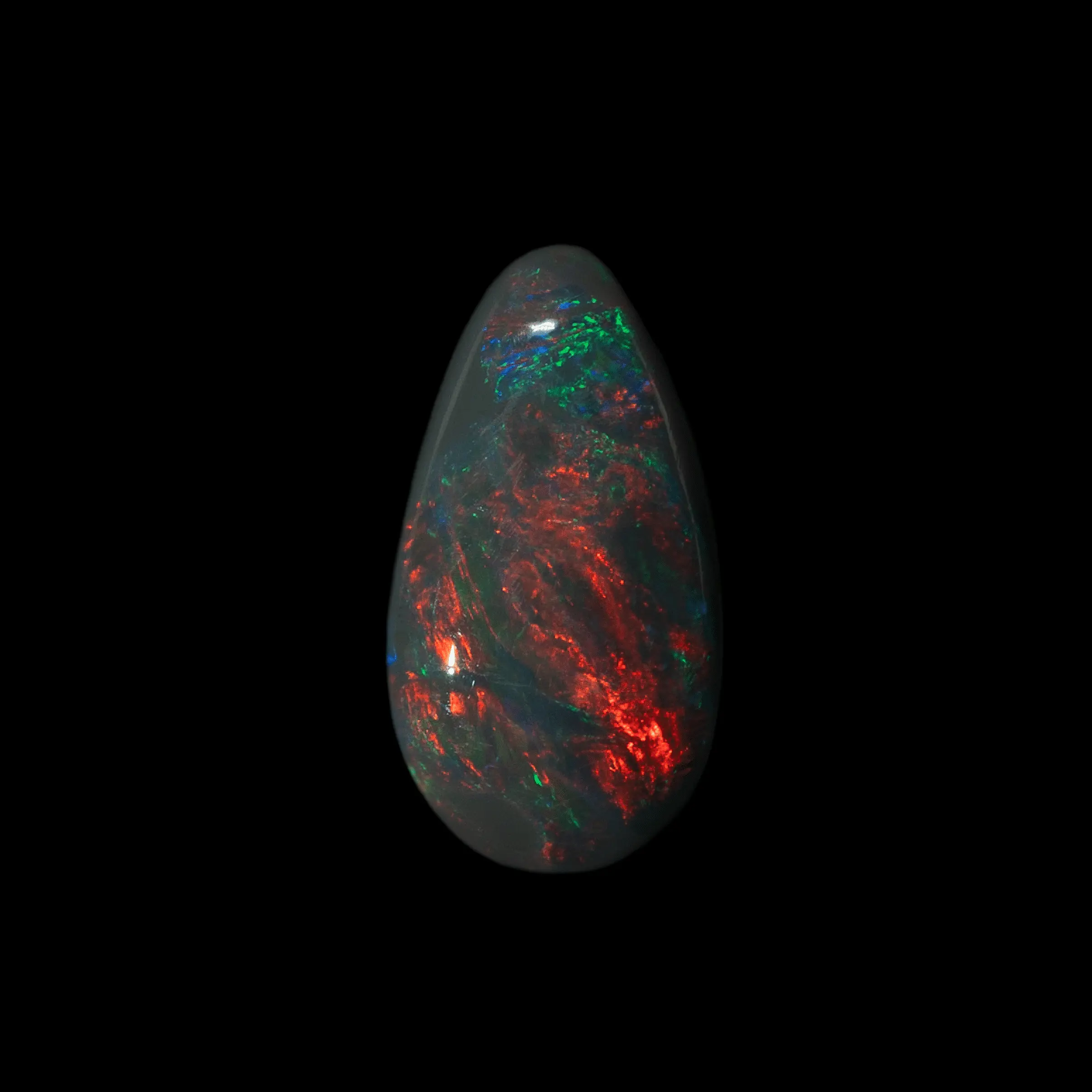 Opale naturelle australienne des mines de Lightning Ridge, larme d'opale noire de 1,6 carat à écharpe brillante de feu rouge