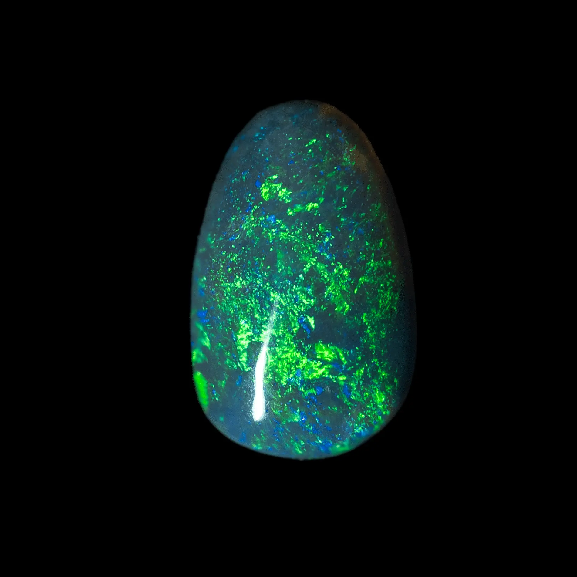 Opale noire de forme libre verte et violette (1,1 ct) – Image 3