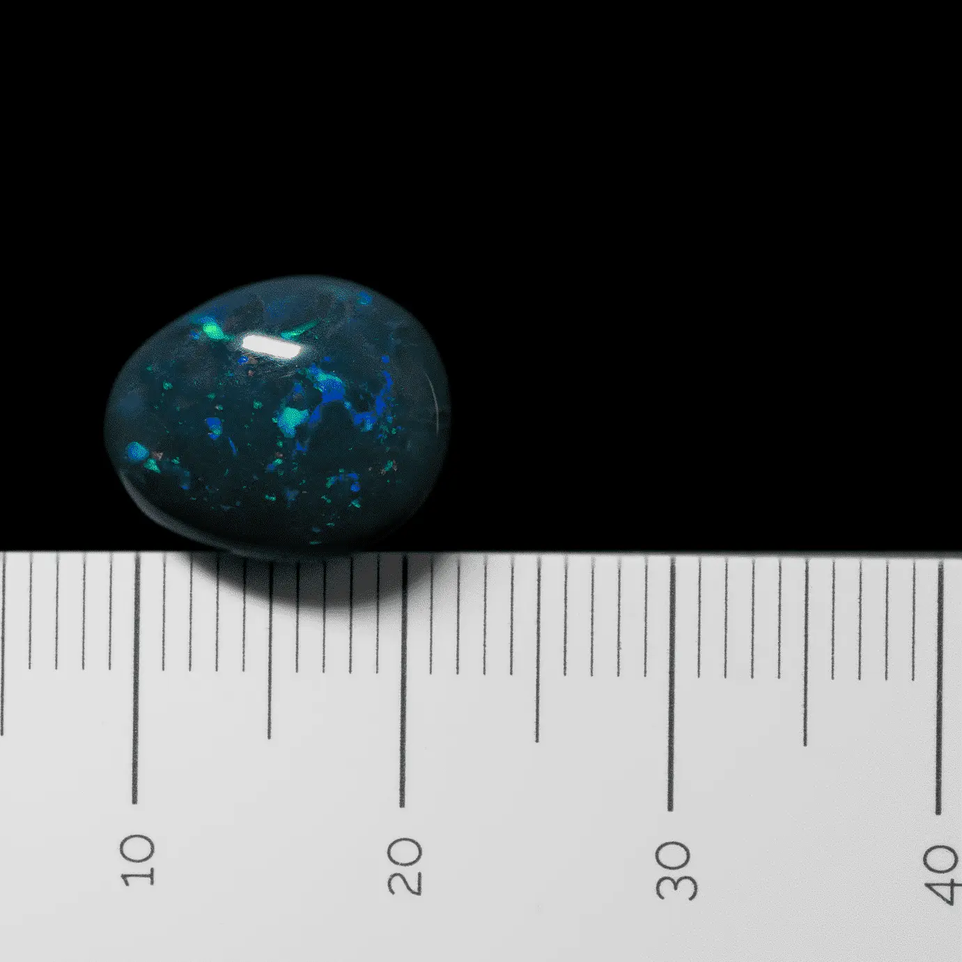 Cabochon d'opale noire bleue-verte (5,3 cts) – Image 5