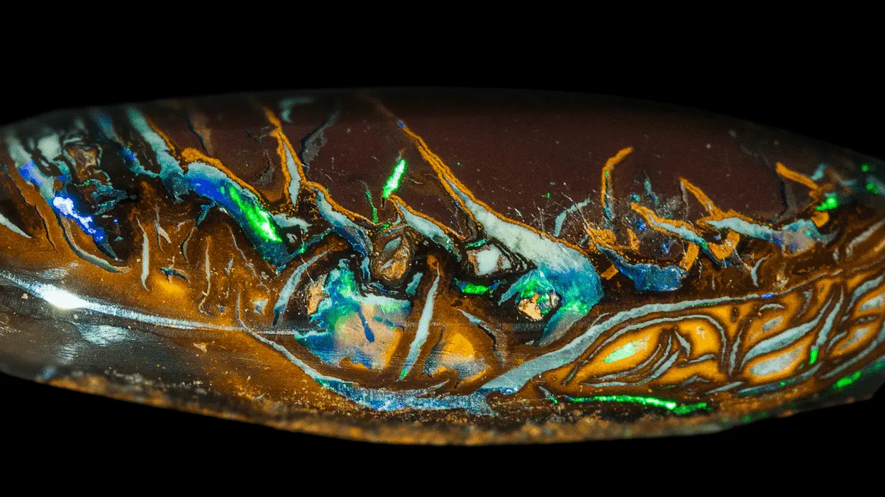 Cabochon in green colors and shades (11.2 cts) - Image 4