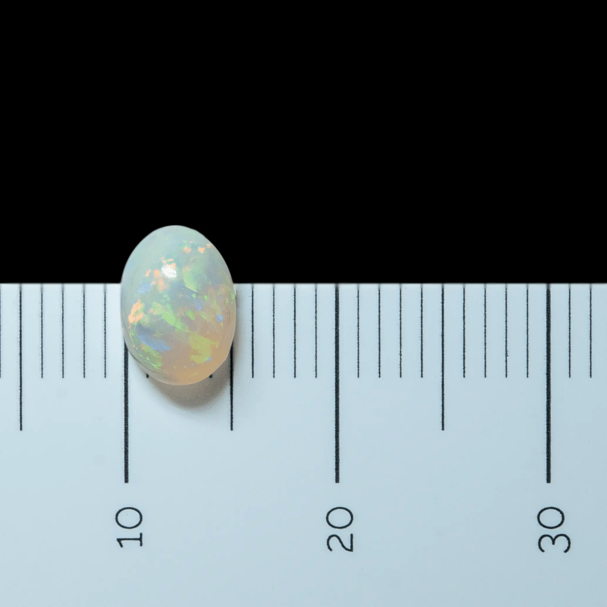 Opale cristal du Brésil à brillances en bandes (0,80 ct) – Image 6