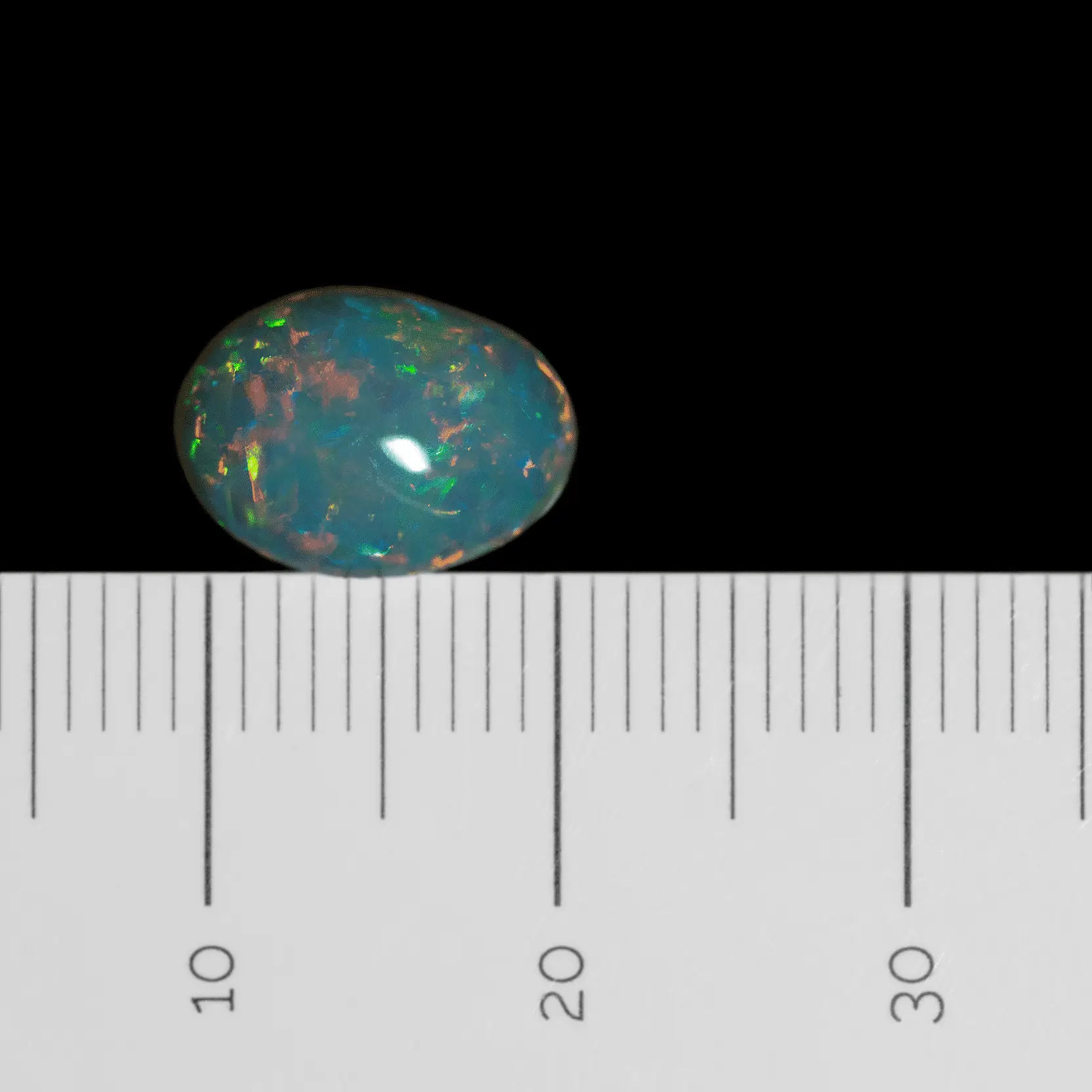 Cabochon d'opale brésilienne multicolore à tendance verte (1,9 ct) – Image 6