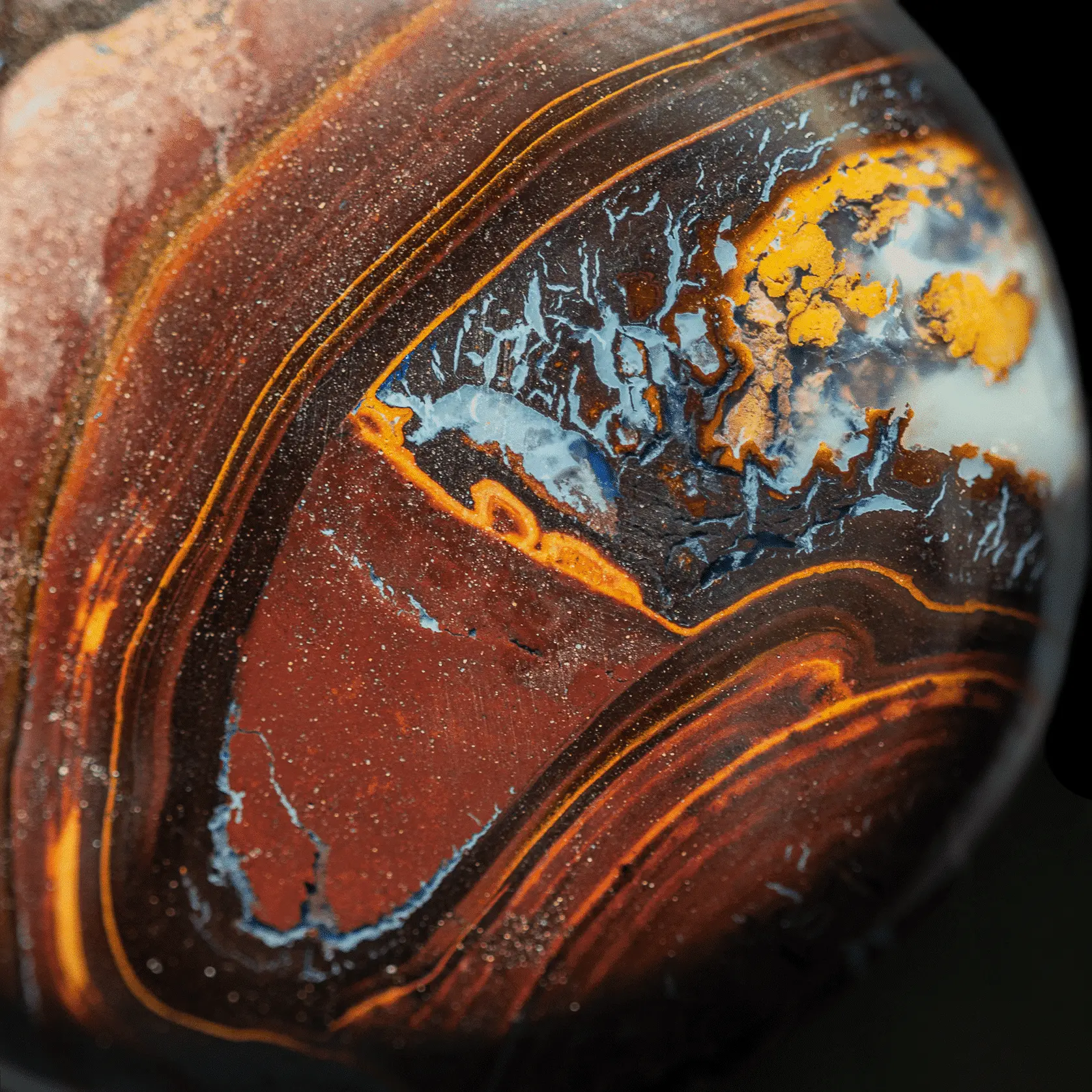 Decorative Koroit opal circle (51.4 cts) - Image 2