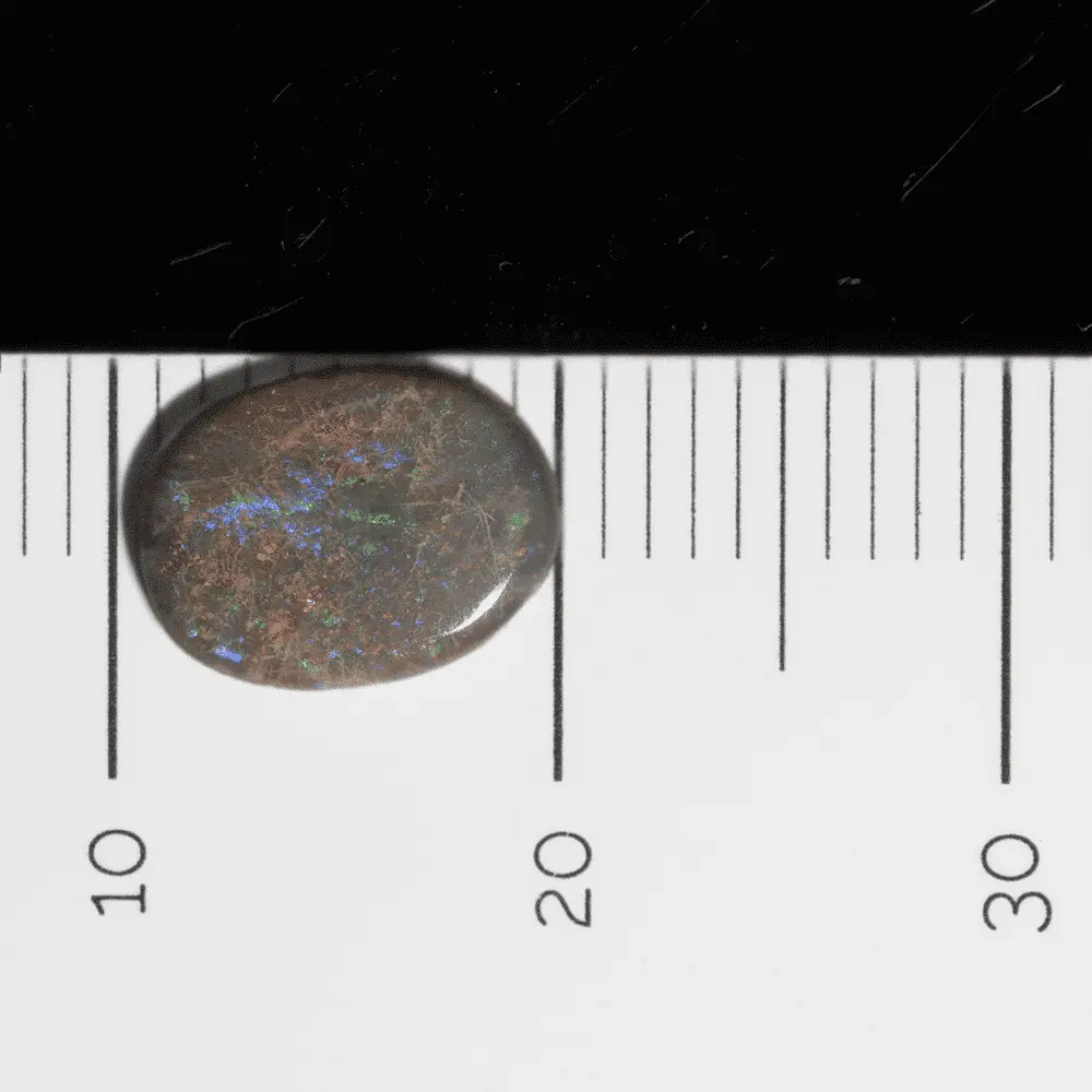 Petit cabochon opalisé du desert australien (0,7 ct) – Image 6