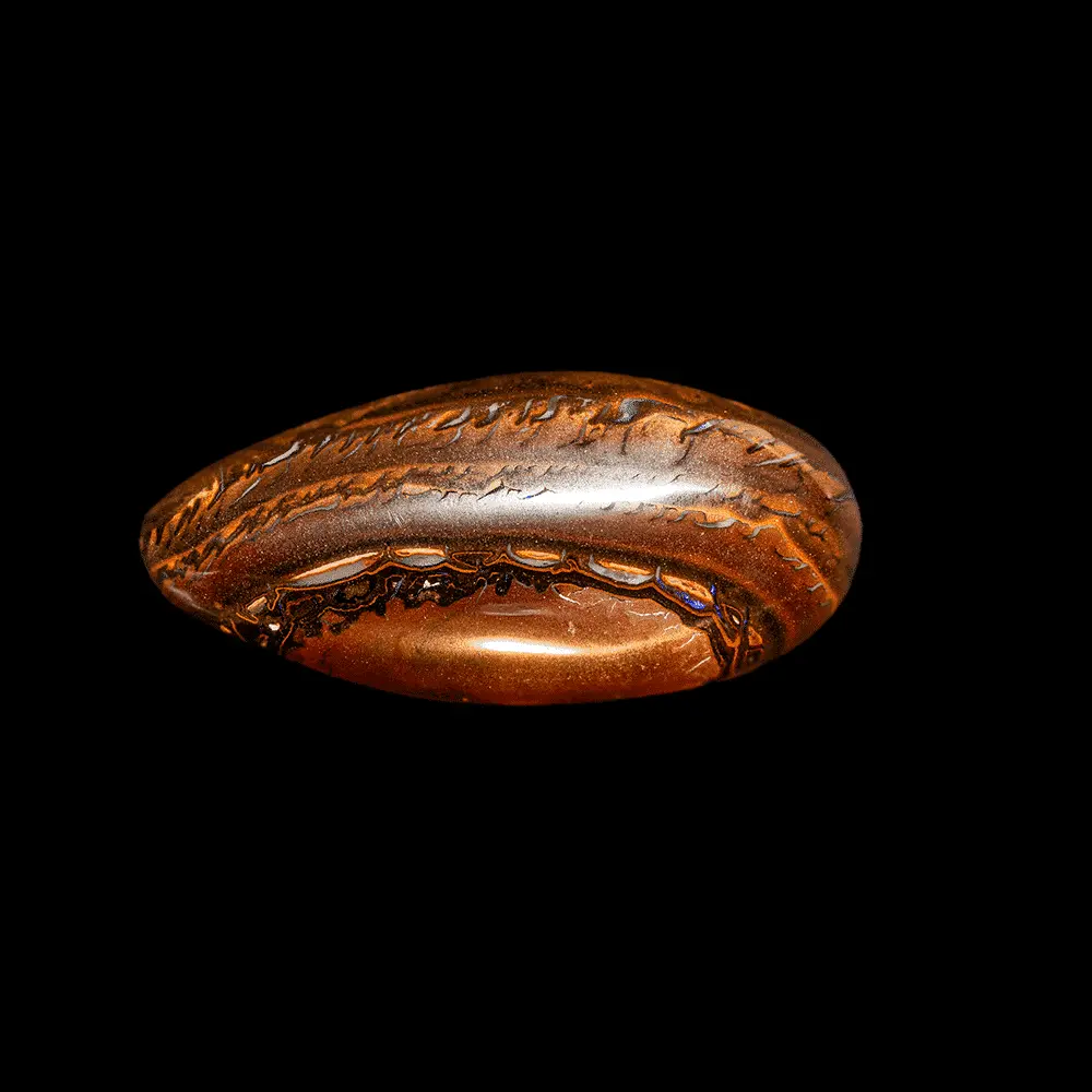 Copper-coloured Koroit opal and shiny filaments (42.5 cts) - Image 3
