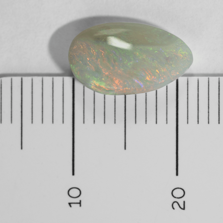 Opale Blanche Multicolore D'Éthiopie – 1,03 Carats – Naturelle – Taille Ovale – Rare